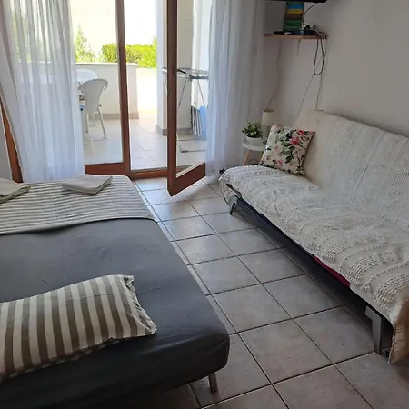 Josip Mit Blick Auf Wasser By Interhome Apartamento