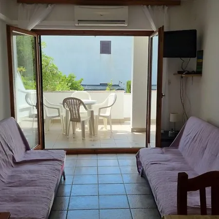 Апартаменты Josip Mit Blick Auf Wasser By Interhome